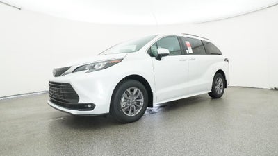 2026 Toyota Sienna XLE