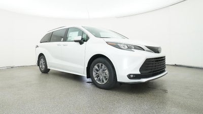2026 Toyota Sienna XLE