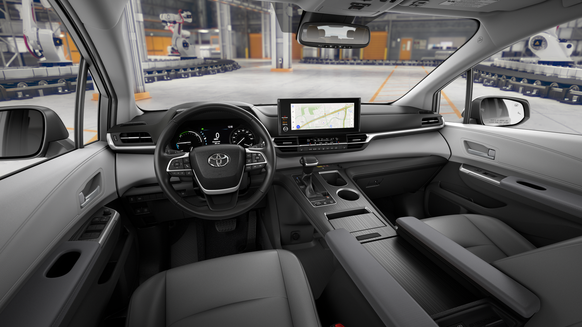 2026 Toyota Sienna XLE 8 Passenger
