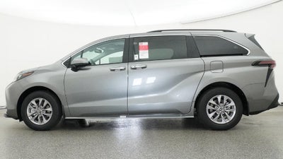 2026 Toyota Sienna XLE 8 Passenger