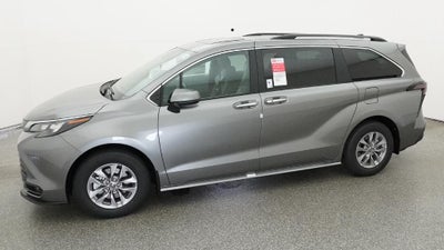 2026 Toyota Sienna XLE 8 Passenger