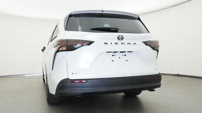 2026 Toyota Sienna XLE 8 Passenger