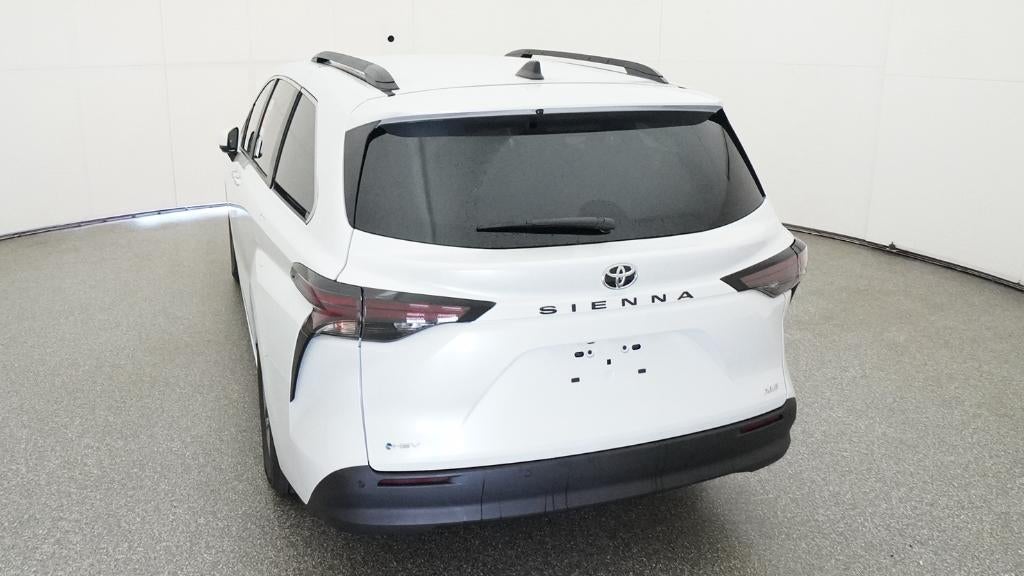 2026 Toyota Sienna XLE 8 Passenger