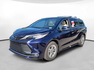 2026 Toyota Sienna Limited 7 Passenger