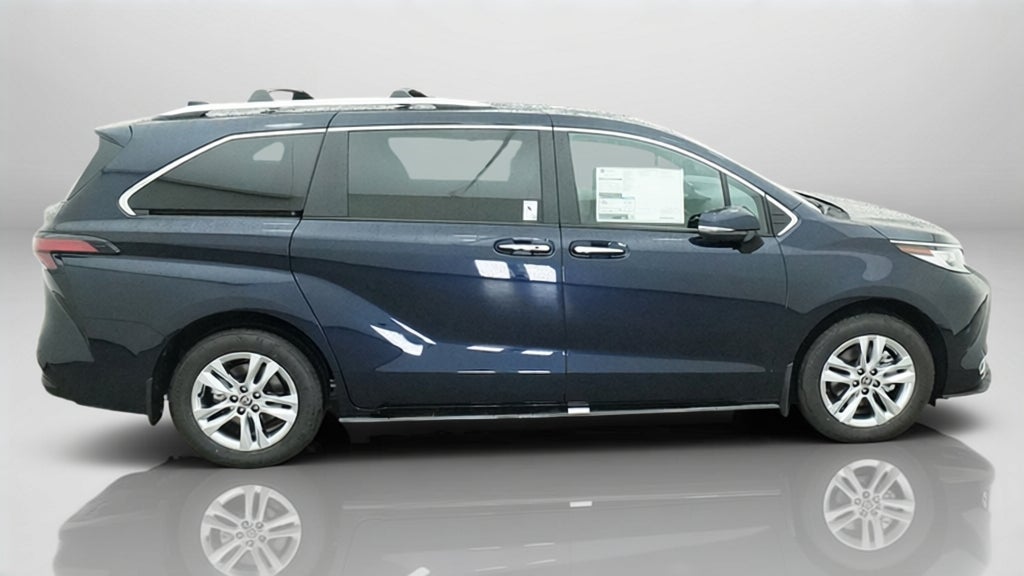 2026 Toyota Sienna Limited 7 Passenger