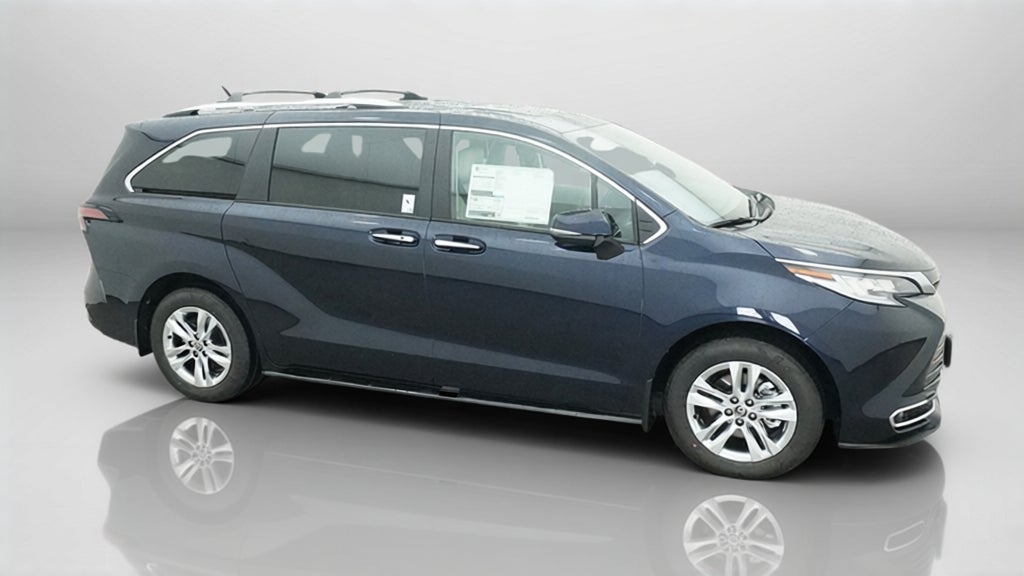 2026 Toyota Sienna Limited 7 Passenger