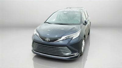 2026 Toyota Sienna Limited 7 Passenger