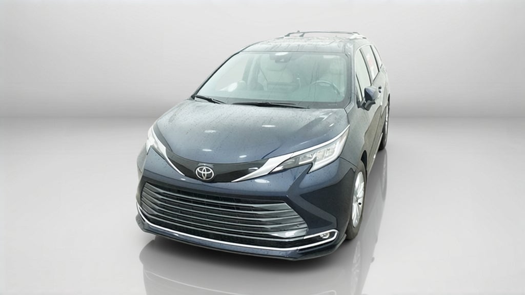 2026 Toyota Sienna Limited 7 Passenger