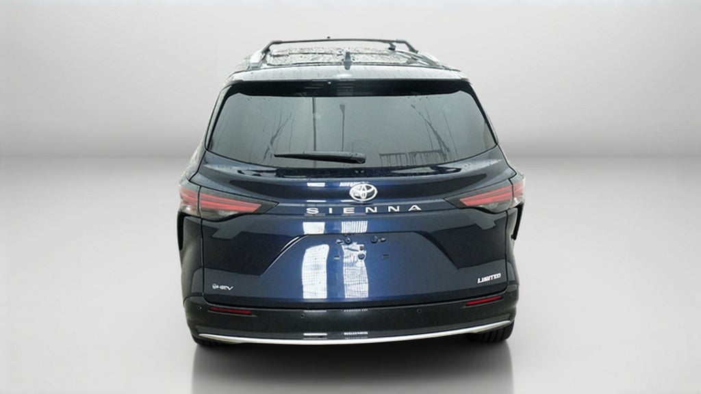 2026 Toyota Sienna Limited 7 Passenger