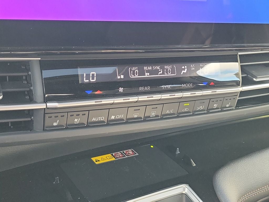 2026 Toyota Sienna Limited 7 Passenger