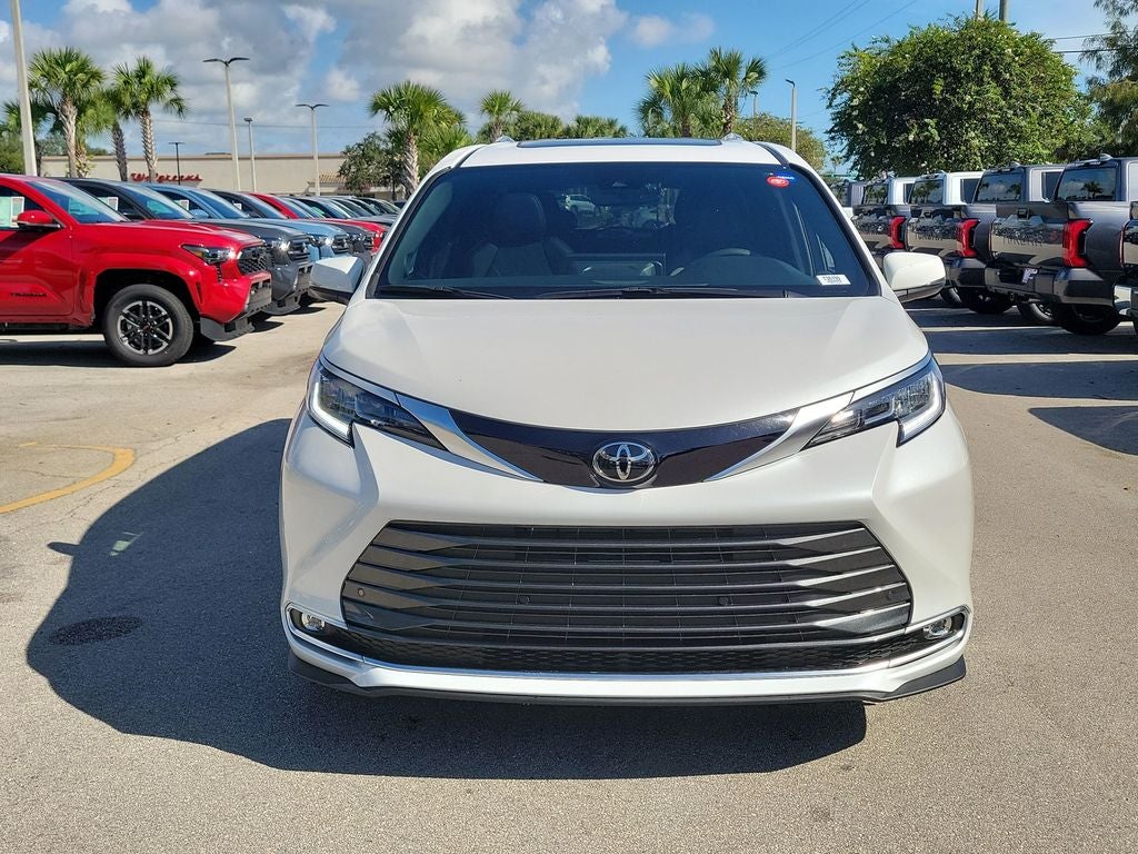 2026 Toyota Sienna Limited 7 Passenger