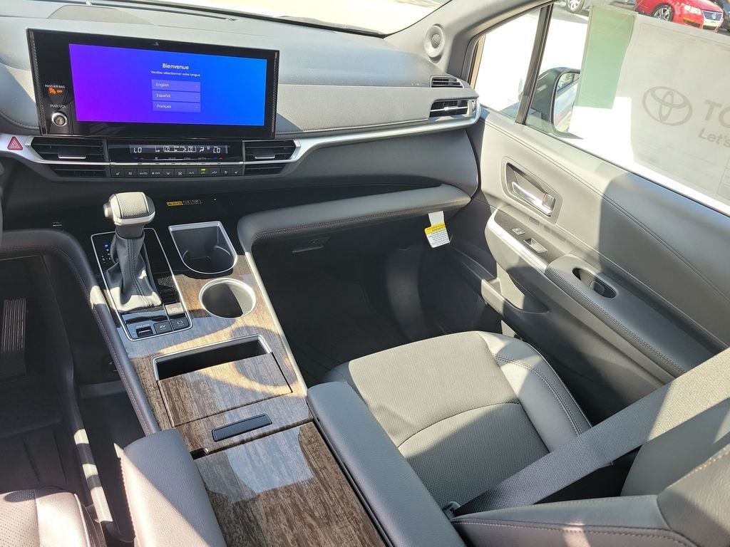 2026 Toyota Sienna Limited 7 Passenger