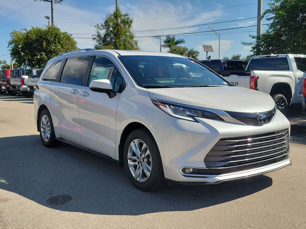 2026 Toyota Sienna Limited 7 Passenger