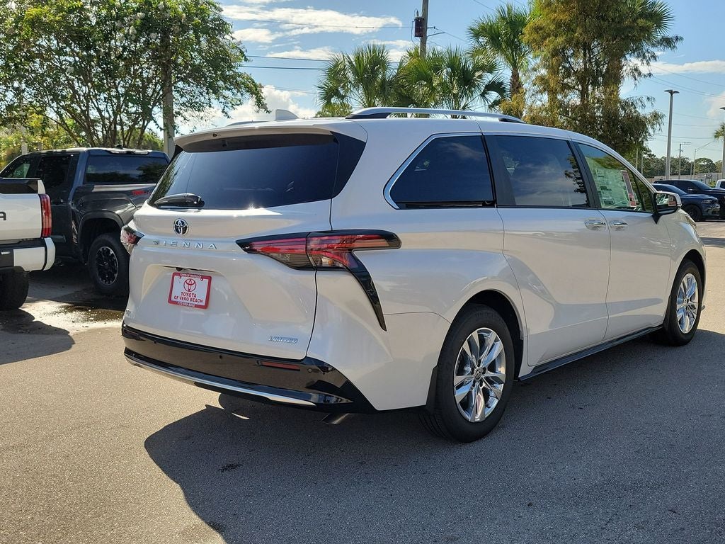 2026 Toyota Sienna Limited 7 Passenger