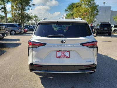 2026 Toyota Sienna Limited 7 Passenger