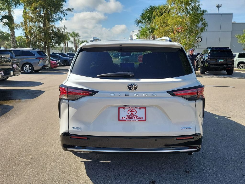 2026 Toyota Sienna Limited 7 Passenger
