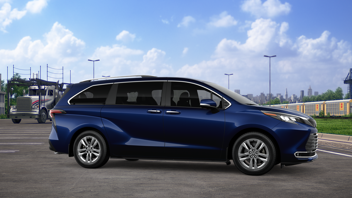 2026 Toyota Sienna Limited 7 Passenger