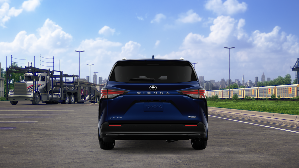 2026 Toyota Sienna Limited 7 Passenger