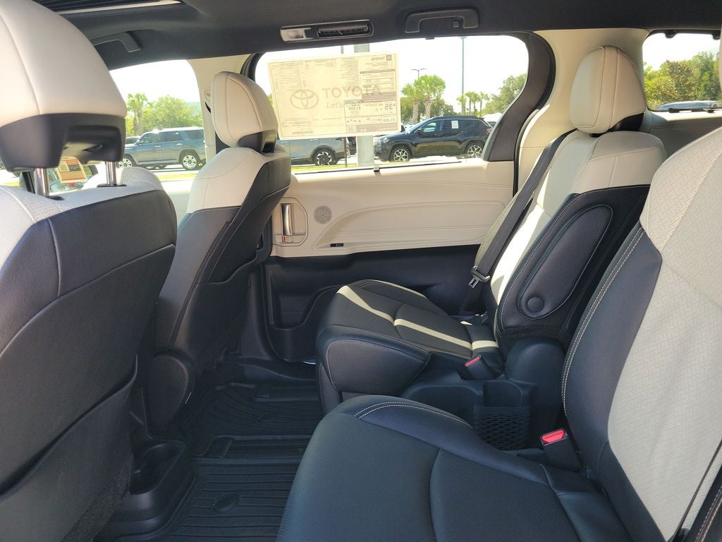 2026 Toyota Sienna Limited 7 Passenger