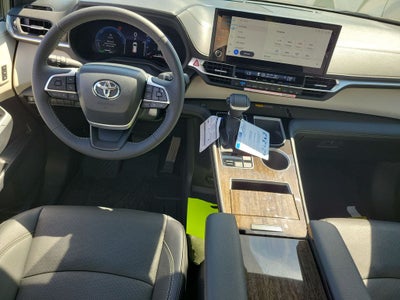2026 Toyota Sienna Limited 7 Passenger