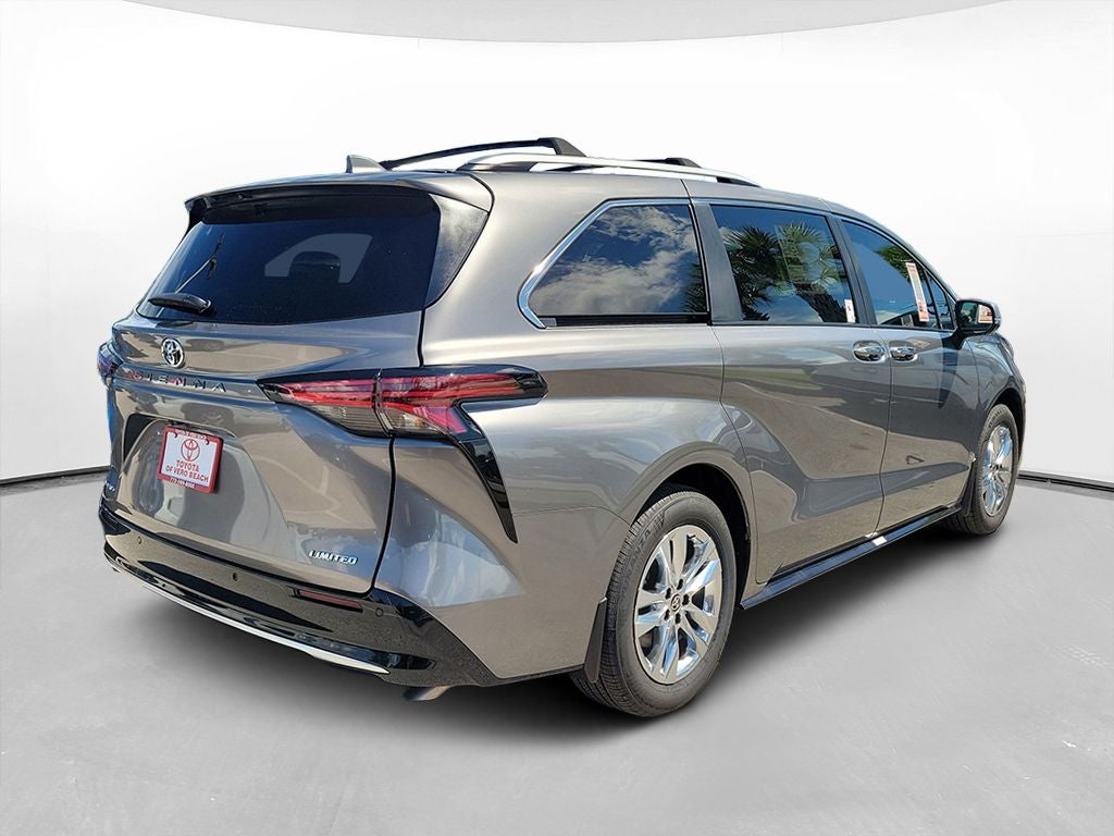 2026 Toyota Sienna Limited 7 Passenger