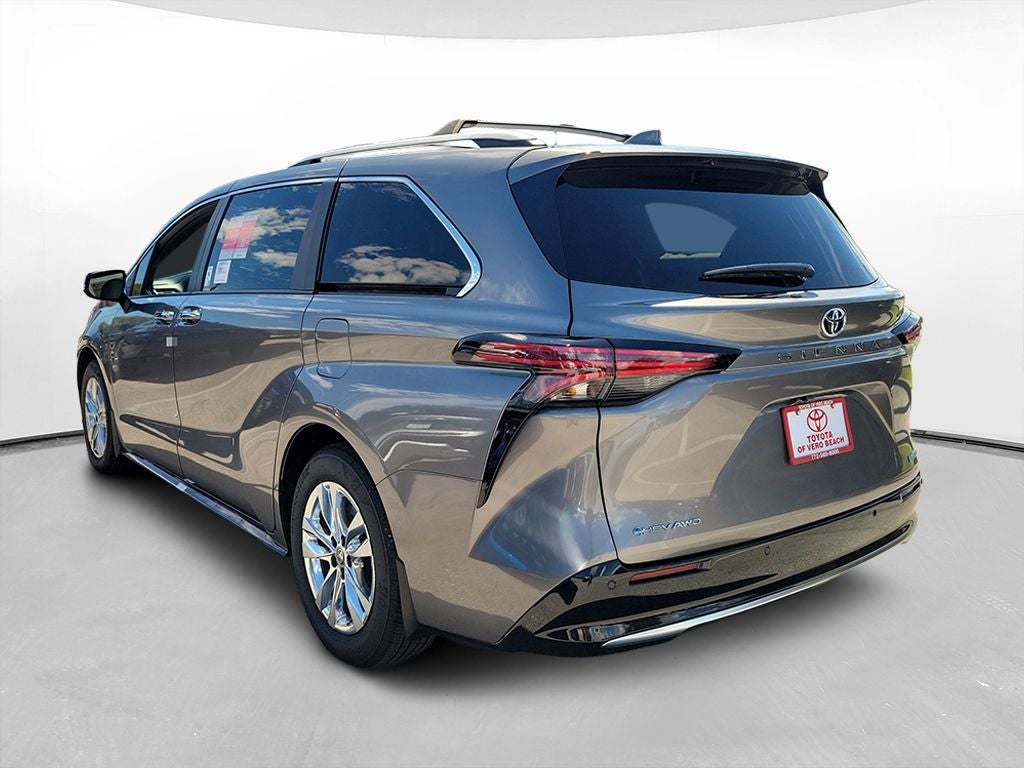2026 Toyota Sienna Limited 7 Passenger
