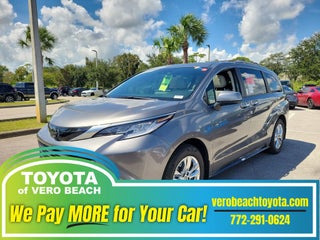 2026 Toyota Sienna Limited 7 Passenger