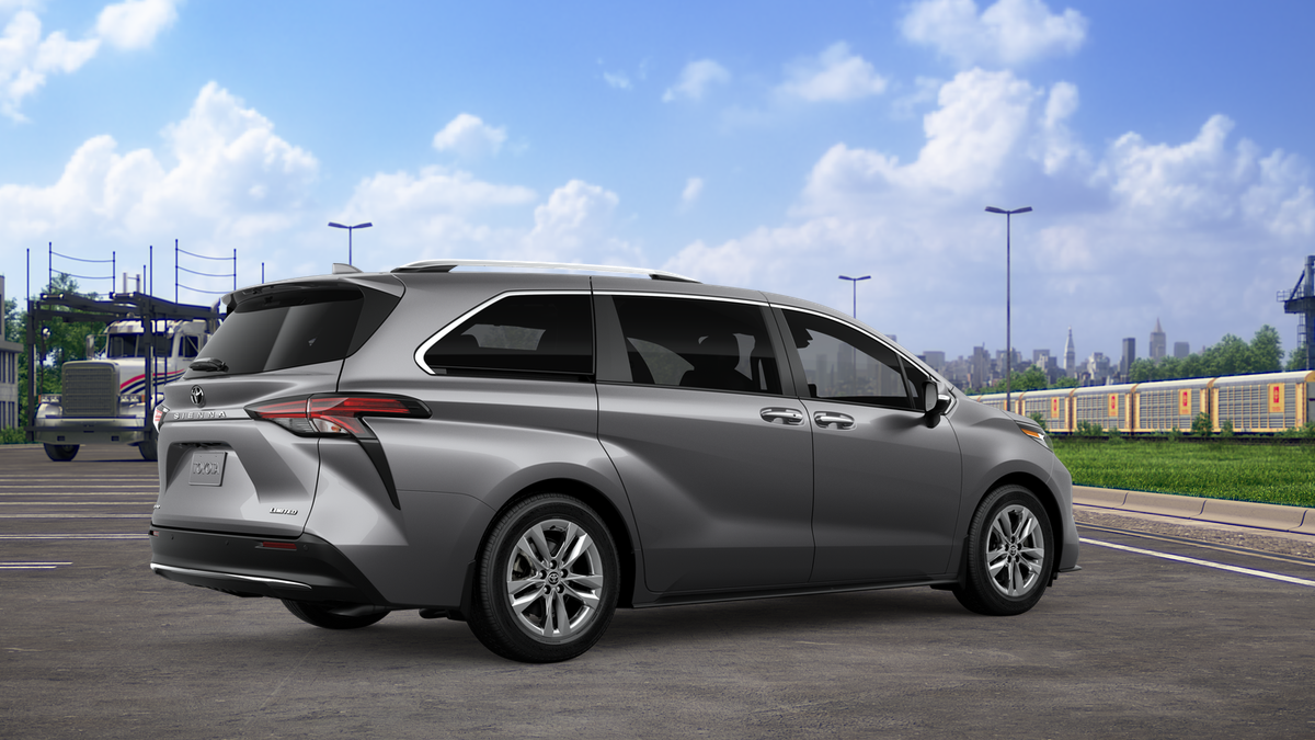 2026 Toyota Sienna Limited 7 Passenger
