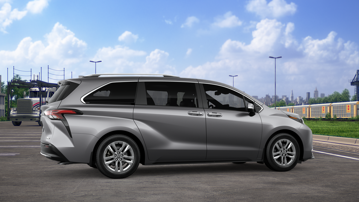 2026 Toyota Sienna Limited 7 Passenger