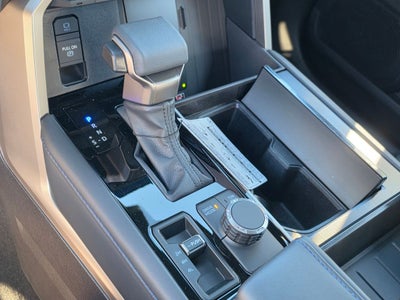 2026 Toyota Tundra Hybrid Platinum