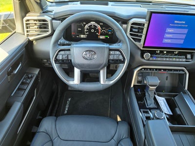 2026 Toyota Tundra Hybrid Platinum