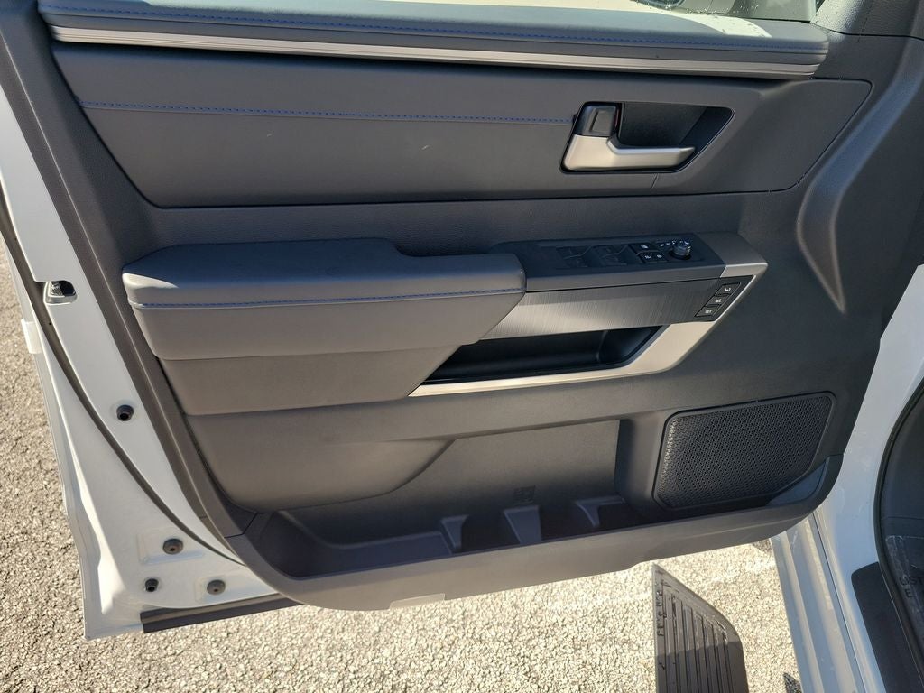 2026 Toyota Tundra Hybrid Platinum