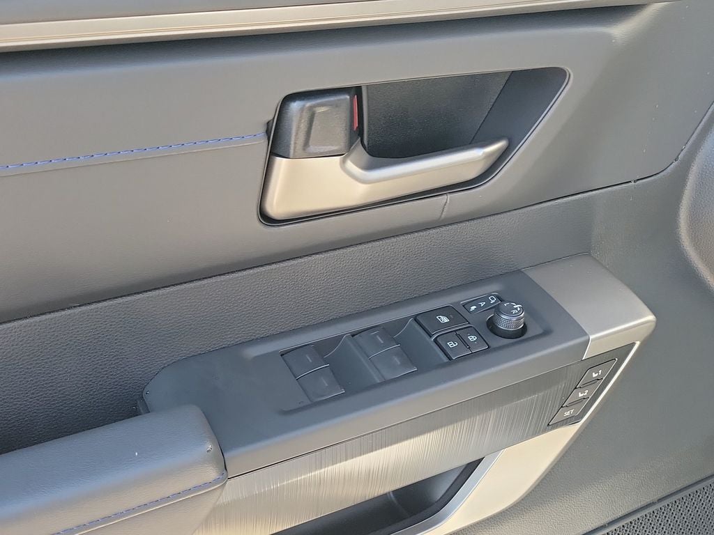 2026 Toyota Tundra Hybrid Platinum