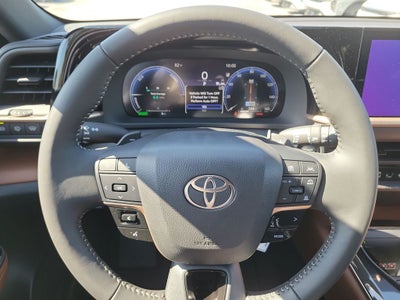 2026 Toyota Crown Signia XLE