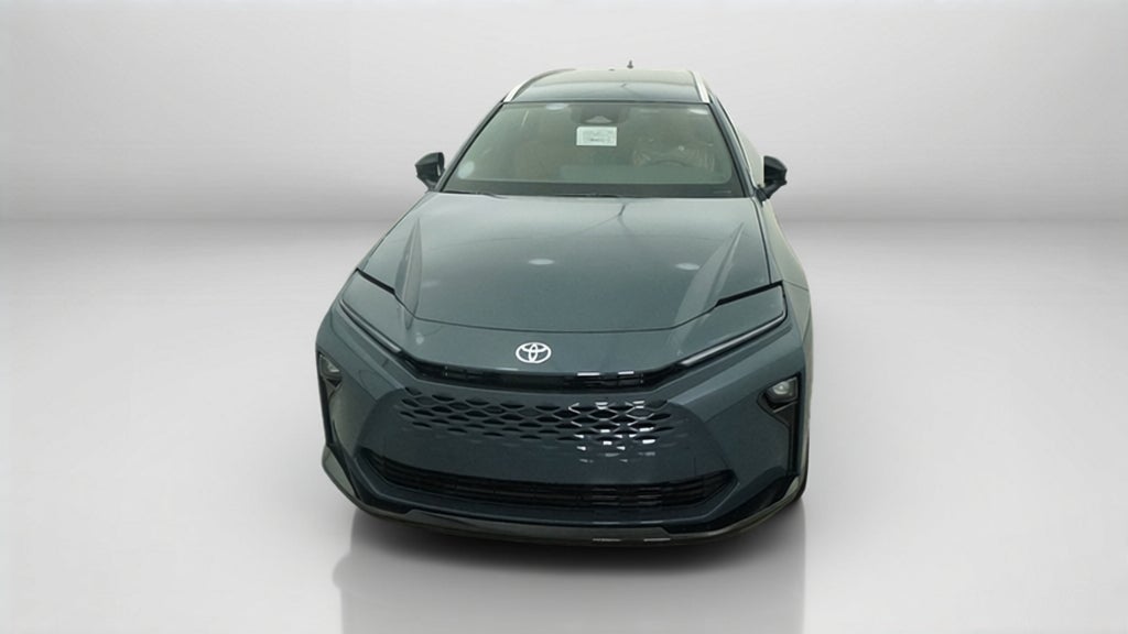 2026 Toyota Crown Signia XLE