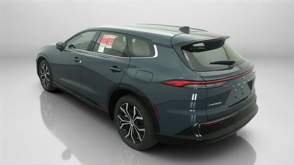2026 Toyota Crown Signia XLE