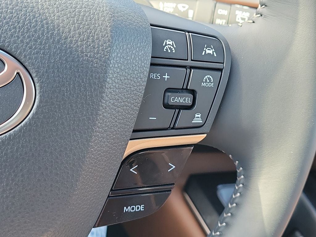 2026 Toyota Toyota Crown Signia Limited