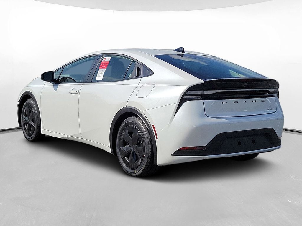 2026 Toyota Prius Plug-in Hybrid SE