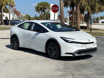 2026 Toyota Prius Plug-in Hybrid SE