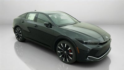 2027 Toyota Crown Platinum