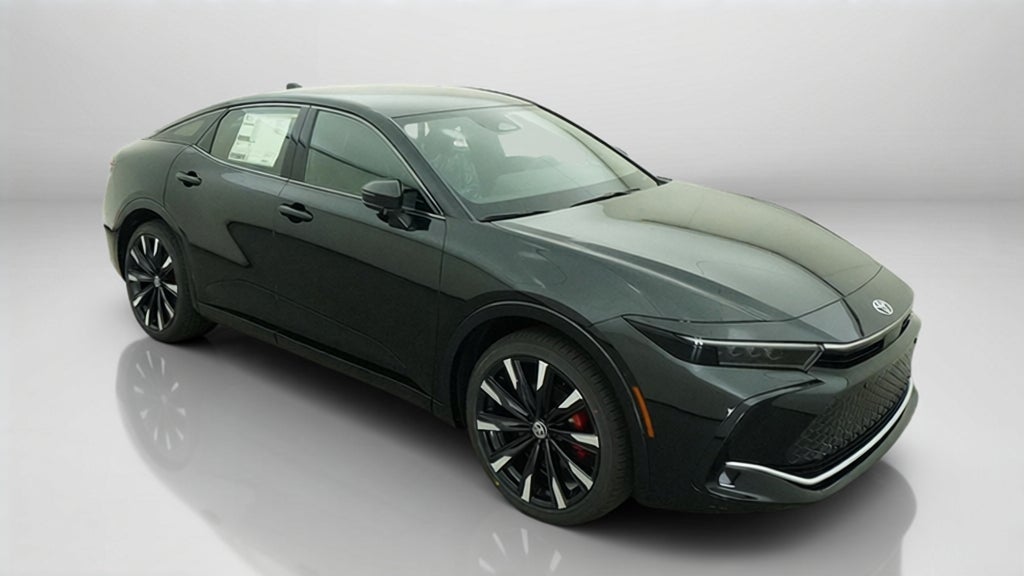2027 Toyota Crown Platinum
