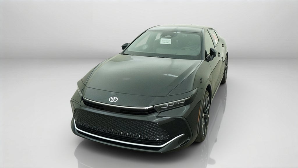 2027 Toyota Crown Platinum