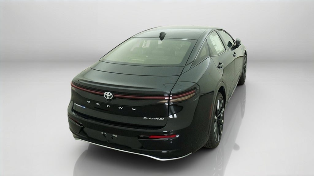2027 Toyota Crown Platinum