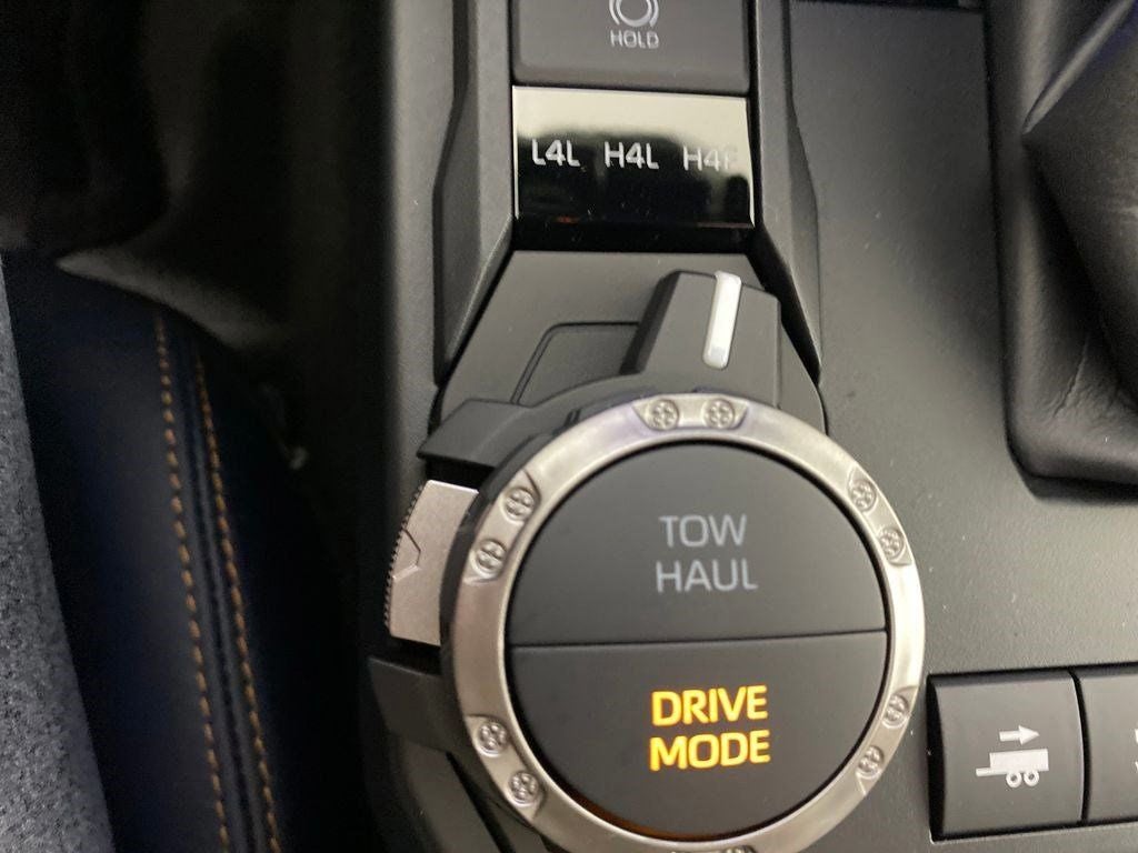 2026 Toyota 4Runner i-FORCE MAX Platinum