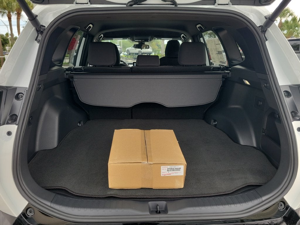 2026 Toyota RAV4 Plug-In Hybrid SE