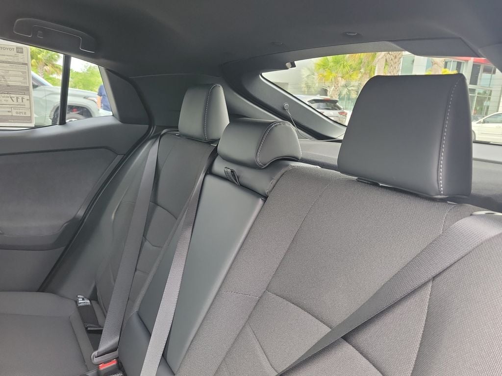 2026 Toyota C-HR SE