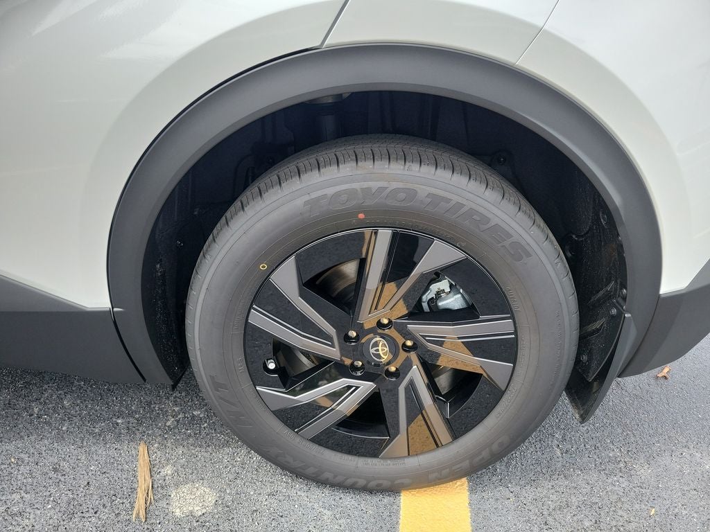 2026 Toyota C-HR SE