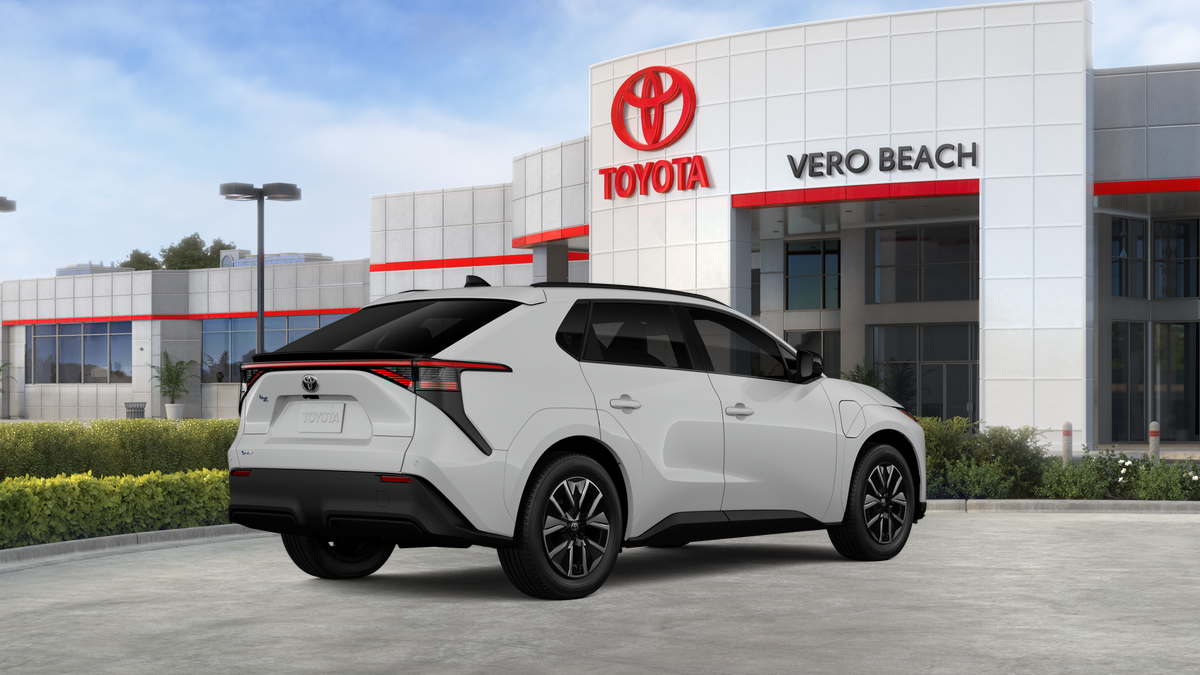 2026 Toyota bZ XLE Plus