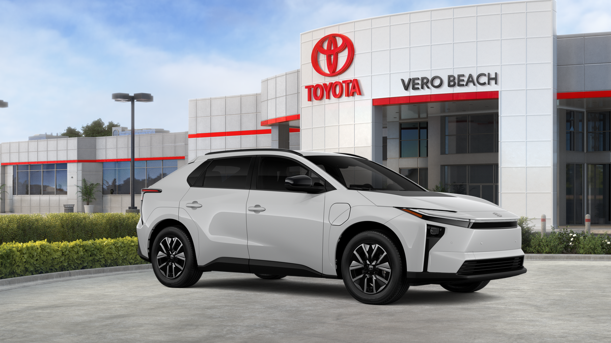 2026 Toyota bZ XLE Plus