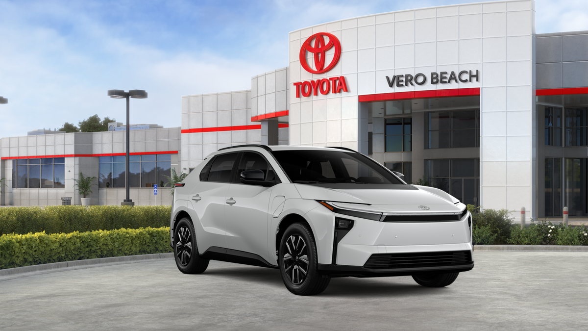 2026 Toyota bZ XLE Plus